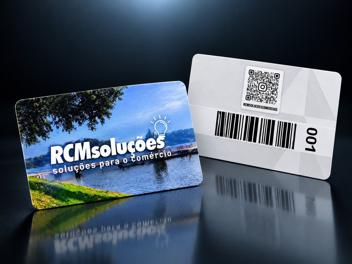 Cartão RFID com fotografia de paisagem e verso claro com QR Code e código de barras