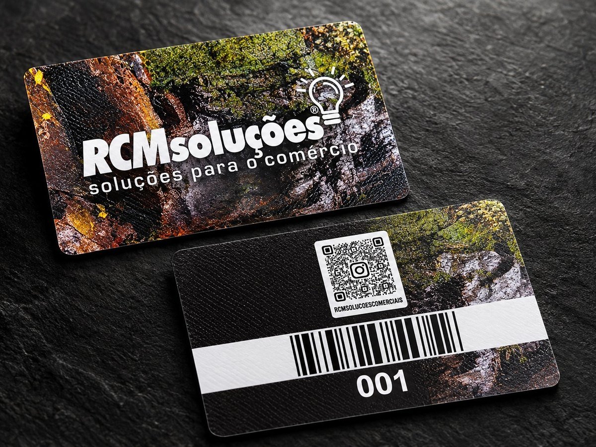 Cartões RFID personalizados RCM com acabamento texturizado, frente com logótipo e verso com QR Code, código de barras e numeração